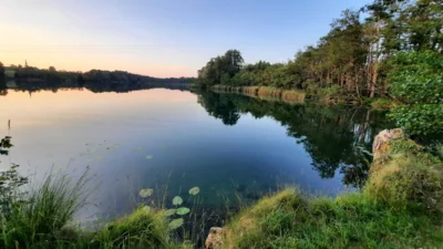 Vorschaubild: Abendstimmung am Schlosssee