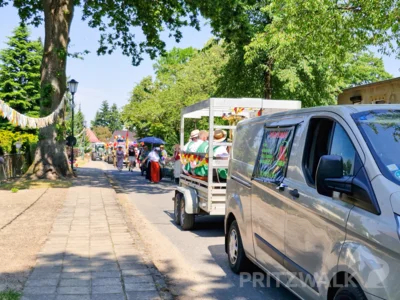 Foto des Albums: 675 Jahre Wilmersdorf mit Festumzug und buntem Programm