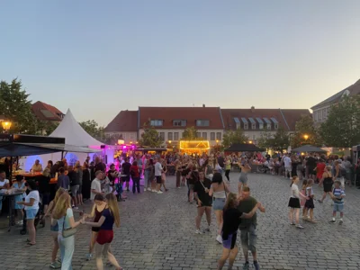 Foto des Albums: Mittsommernachtsshopping Stadtfest Wittstock Dosse