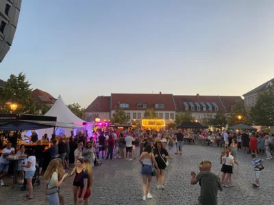 Foto des Albums: Mittsommernachtsshopping Stadtfest Wittstock Dosse