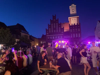 Foto des Albums: Mittsommernachtsshopping Stadtfest Wittstock Dosse