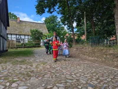 image077  (Bild vergr&ouml;&szlig;ern)