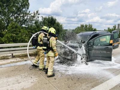 Foto des Albums: EINSATZ BR2 PKW-Brand Kleinbrand