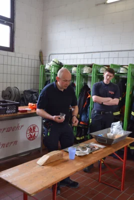 Foto des Albums: Besuch bei der Feuerwehr in Lünern