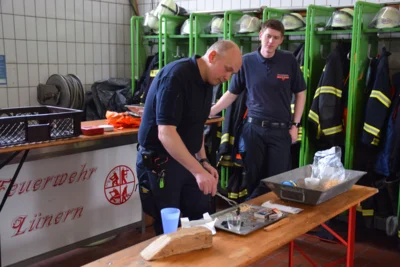 Foto des Albums: Besuch bei der Feuerwehr in Lünern
