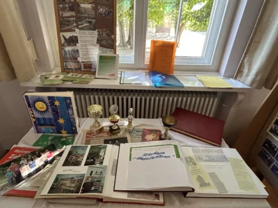Foto des Albums: 2026 70 Jahre Schule am Weinberg