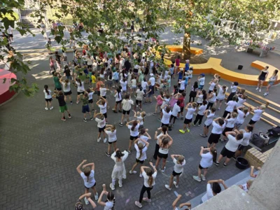Foto des Albums: 2026 - Tanzprojektwoche: Wir bewegen Schule