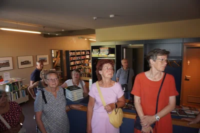 Foto des Albums: Seniorenwoche: Bibliothek im Kontor