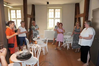 Foto des Albums: Seniorenwoche: Bibliothek im Kontor