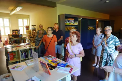 Foto des Albums: Seniorenwoche: Bibliothek im Kontor
