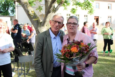 Horst Fabich, ehemaliger Ortsb&uuml;rgermeister von Lodersleben, bedankte sich ebenfalls. Er erhielt aber selbst den ganzen Abend &uuml;ber Gl&uuml;ckw&uuml;nsche, da er am 1. Juli seinen Geburtstag feierte.  (Bild vergr&ouml;&szlig;ern)