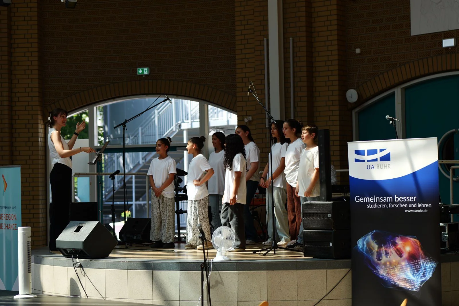 Bild: Performance des Chor-AG
