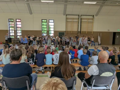 Foto des Albums: Tschüss und Goodbye!