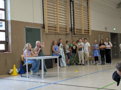 Foto des Albums: Tschüss und Goodbye!