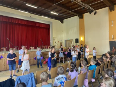 Foto des Albums: Letzter Schultag & Verabschiedung der Klasse 4
