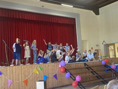 Foto des Albums: Letzter Schultag & Verabschiedung der Klasse 4