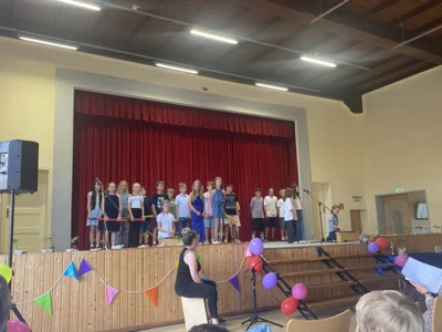 Foto des Albums: Letzter Schultag & Verabschiedung der Klasse 4