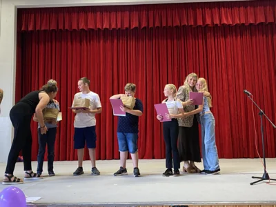 Foto des Albums: Letzter Schultag & Verabschiedung der Klasse 4
