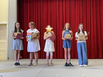 Foto des Albums: Letzter Schultag & Verabschiedung der Klasse 4