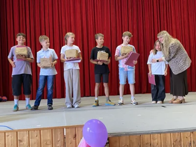 Foto des Albums: Letzter Schultag & Verabschiedung der Klasse 4