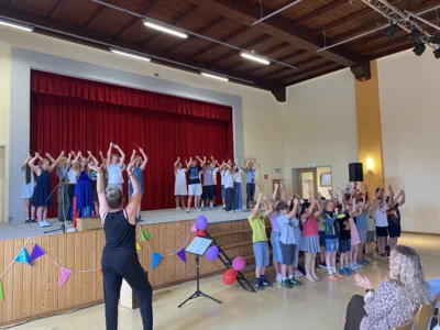 Foto des Albums: Letzter Schultag & Verabschiedung der Klasse 4