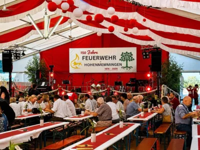 Festzelt  (Bild vergr&ouml;&szlig;ern)