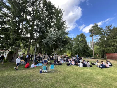 Foto des Albums: Musikalisches Picknick im Museumsgarten