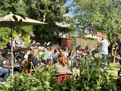 Foto des Albums: Musikalisches Picknick im Museumsgarten