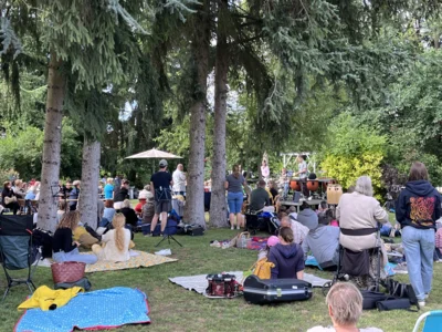 Foto des Albums: Musikalisches Picknick im Museumsgarten