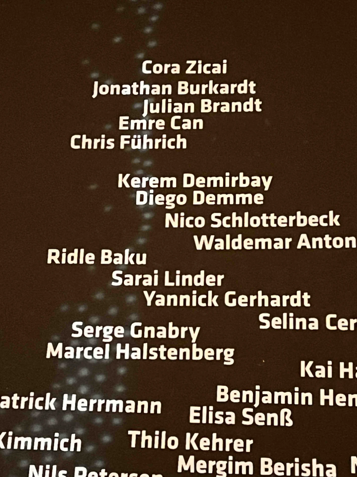 Bild: Wandtafel mit Chris Führich im Deutschen Fußballmuseum
