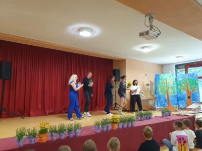 Foto des Albums: Schuljahresabschluss