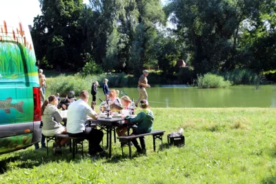 die Station mit den Mikroskopen und Modellen wurde von Nico Lichtenfeld vom LAV geleitet und war immer gut besucht 