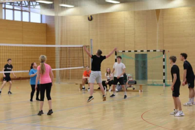 Foto des Albums: Weihnachts-Volleyball-Turnier