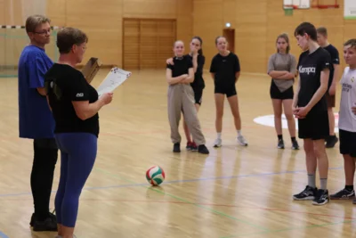 Foto des Albums: Weihnachts-Volleyball-Turnier