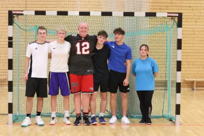 Foto des Albums: Weihnachts-Volleyball-Turnier
