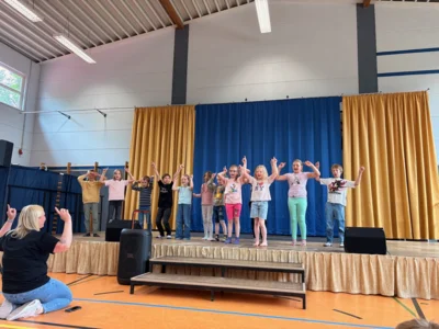Musikwerkstatt  (Bild vergr&ouml;&szlig;ern)