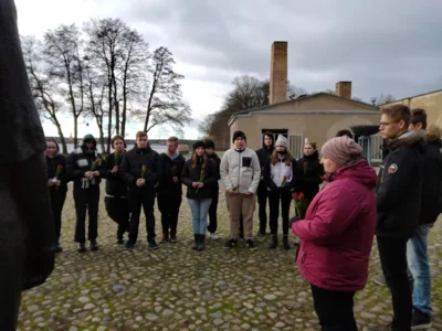 Foto des Albums: Eine Exkursion, die zum Nachdenken anregt
