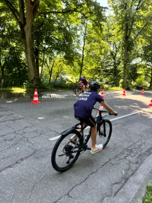 Foto des Albums: Kids Triathlon 2026 – Mit Teamgeist und Ausdauer durch den Hamburger Stadtpark