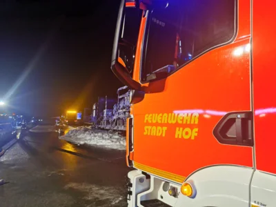 Foto des Albums: Brand LKW, A72 vor Hof/Nord am 08.07.26