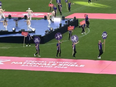 Er&ouml;ffnungsfeier Saarbr&uuml;cken  (Bild vergr&ouml;&szlig;ern)