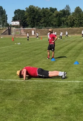 Foto des Albums: 16. Fußballcamp des ESV II