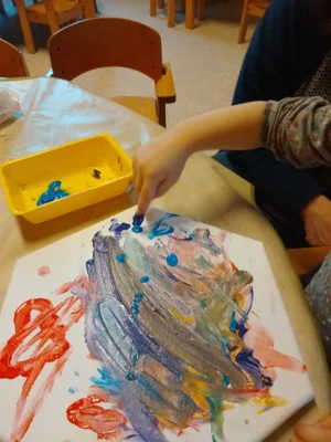 Ein Kunstwerk entsteht  (Bild vergr&ouml;&szlig;ern)