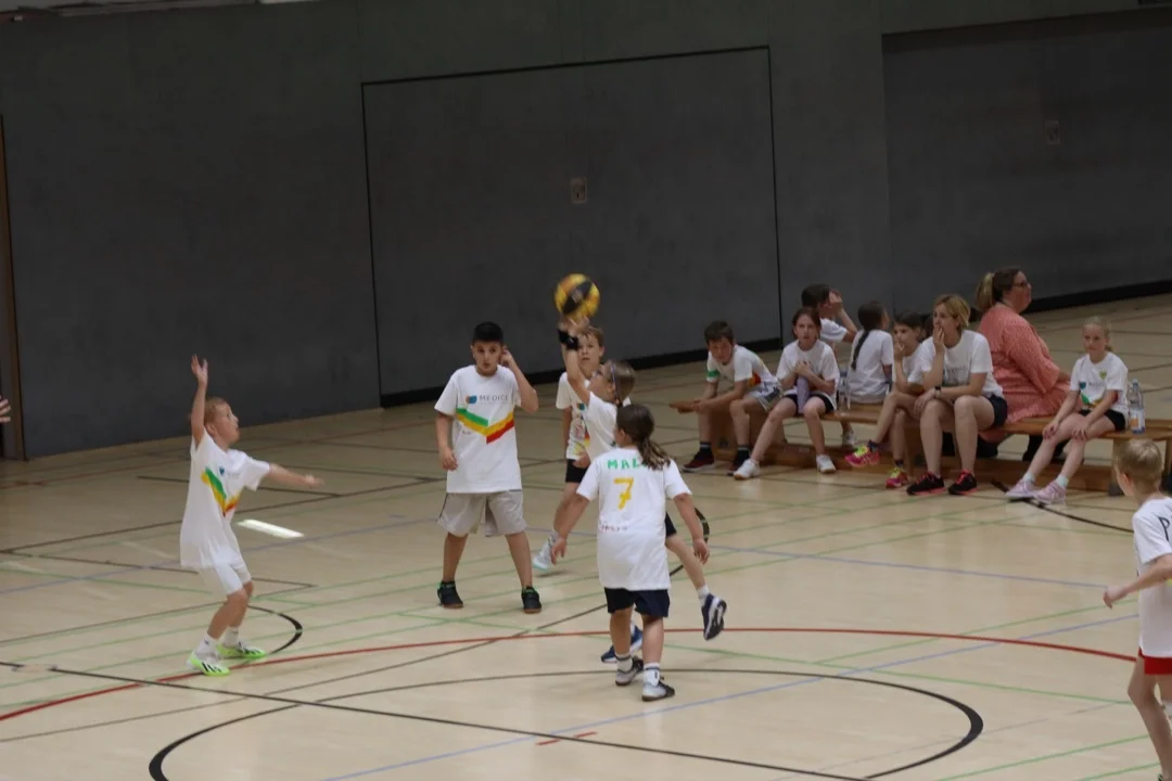 Bild: Gruppe Spiel