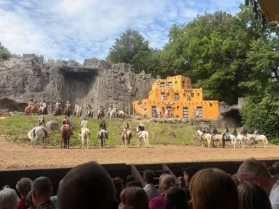 Foto des Albums: Ferienspiele 2026: Erlebnistag bei den Karl-May-Festspielen begeistert Kinder und Jugendliche