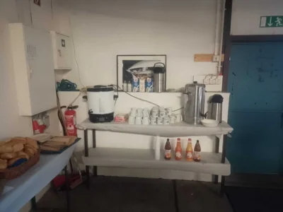Vorschaubild: gibt es Kaffee, Tee und Essen
