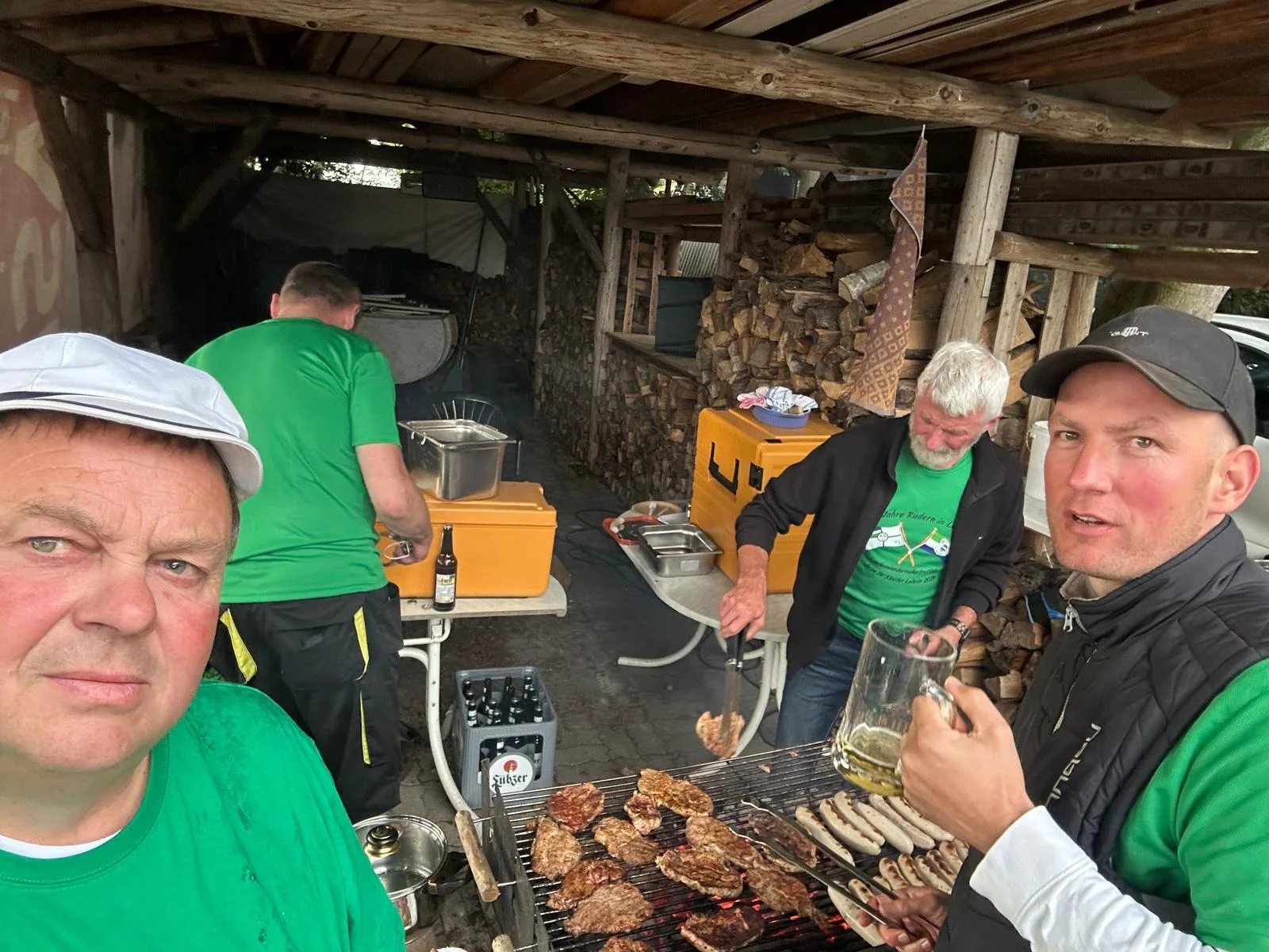 Bild: Der Grill....