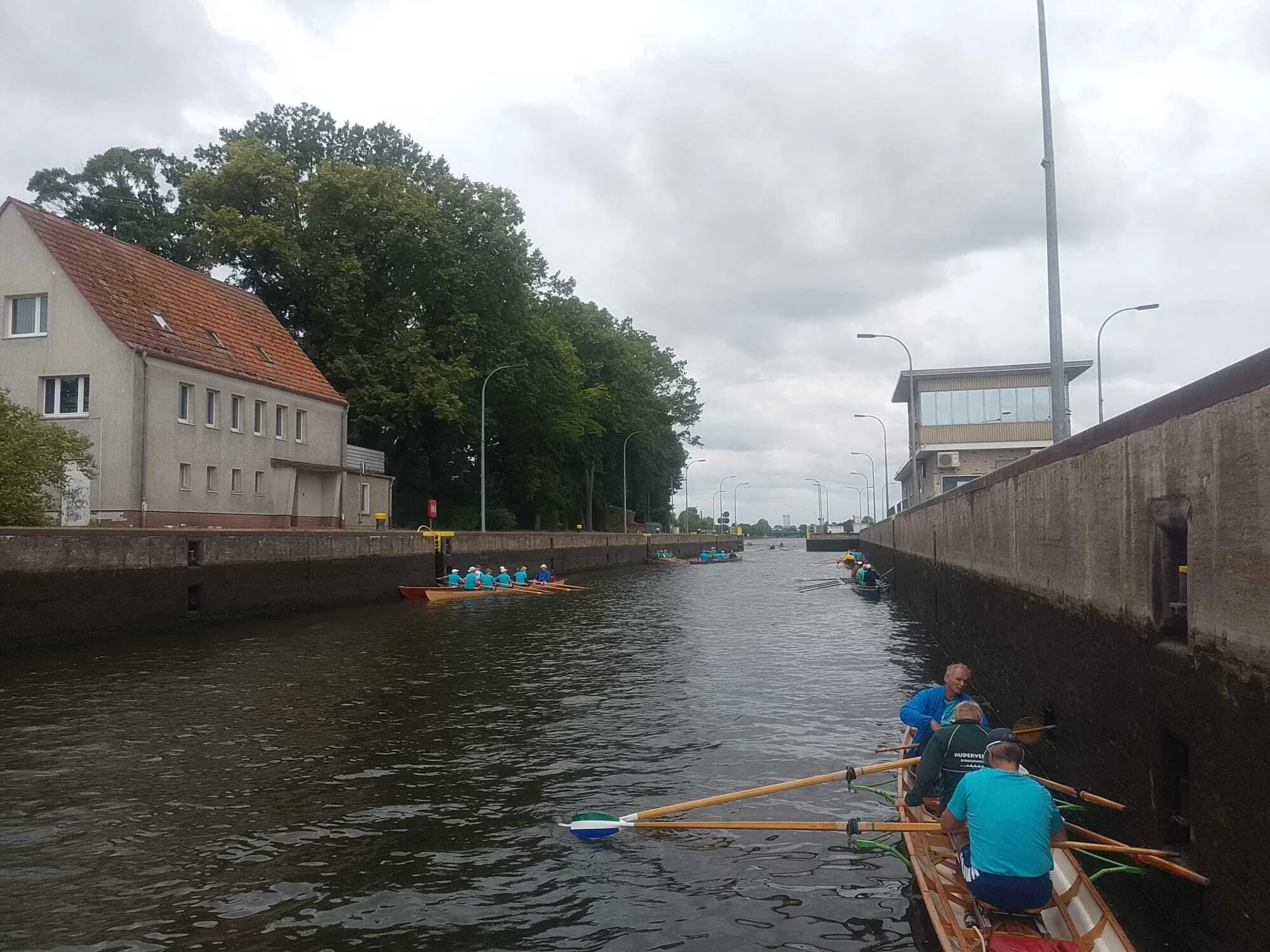 Bild: In der Vorstadtschleuse