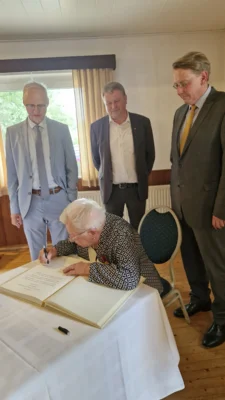 20260708 152752  (Bild vergr&ouml;&szlig;ern)