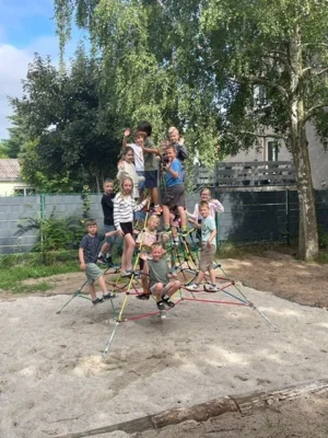 Foto des Albums: Spielgerät Grundschule Ludwig Uhland