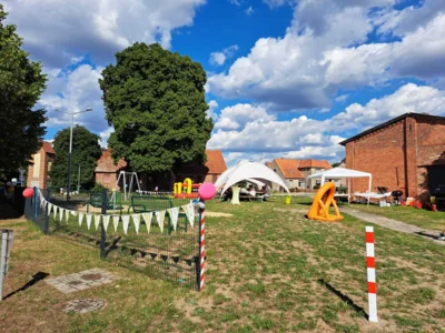 Foto des Albums: Eröffnung Spielplatz Drenkow
